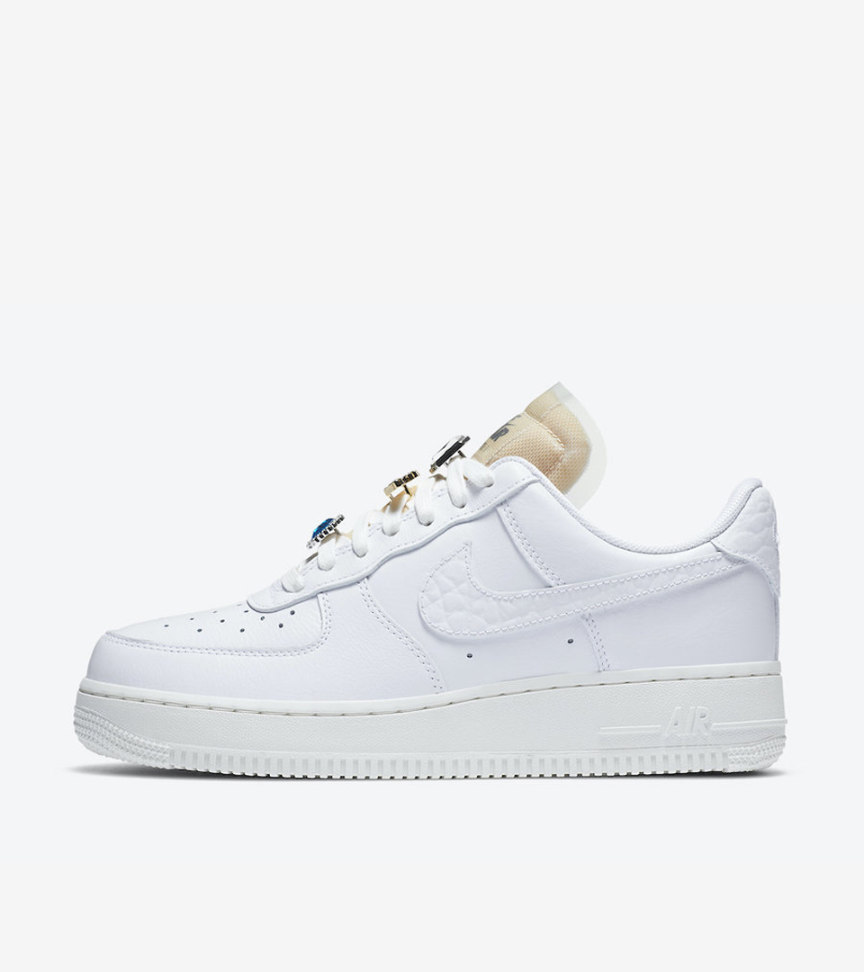 How to Cop Nike Air Force 1 ’07 LX CZ8101-100 Raffles & Release Links